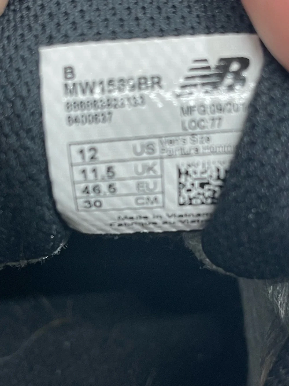 New Balance MW1569 hiking boots, which feature Gore-Tex waterproof - Picture 6 of 6